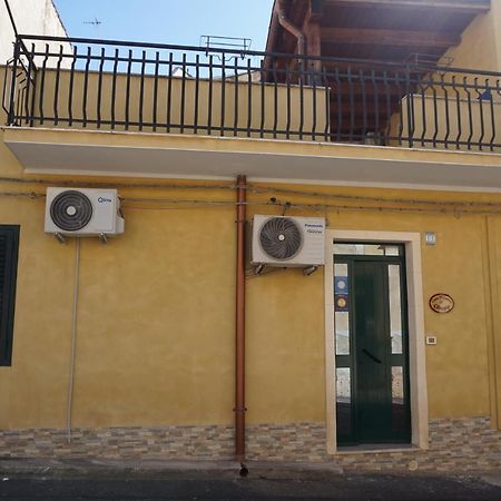 Casa Vacanza il Ciliegio Noto Esterno foto