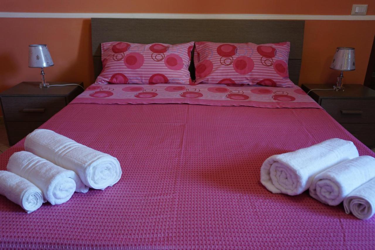 Casa Vacanza il Ciliegio Noto Esterno foto