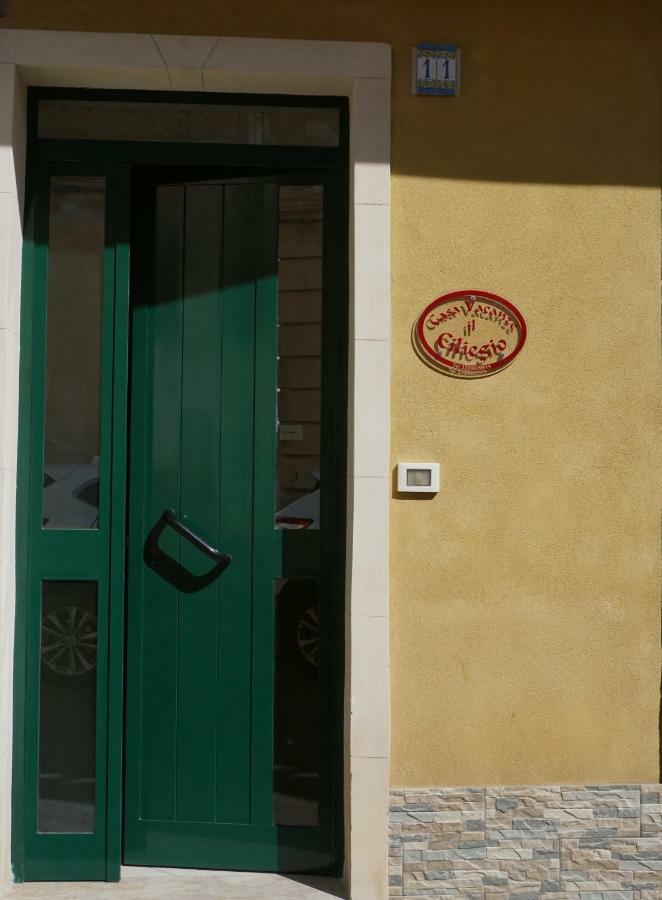 Casa Vacanza il Ciliegio Noto Esterno foto